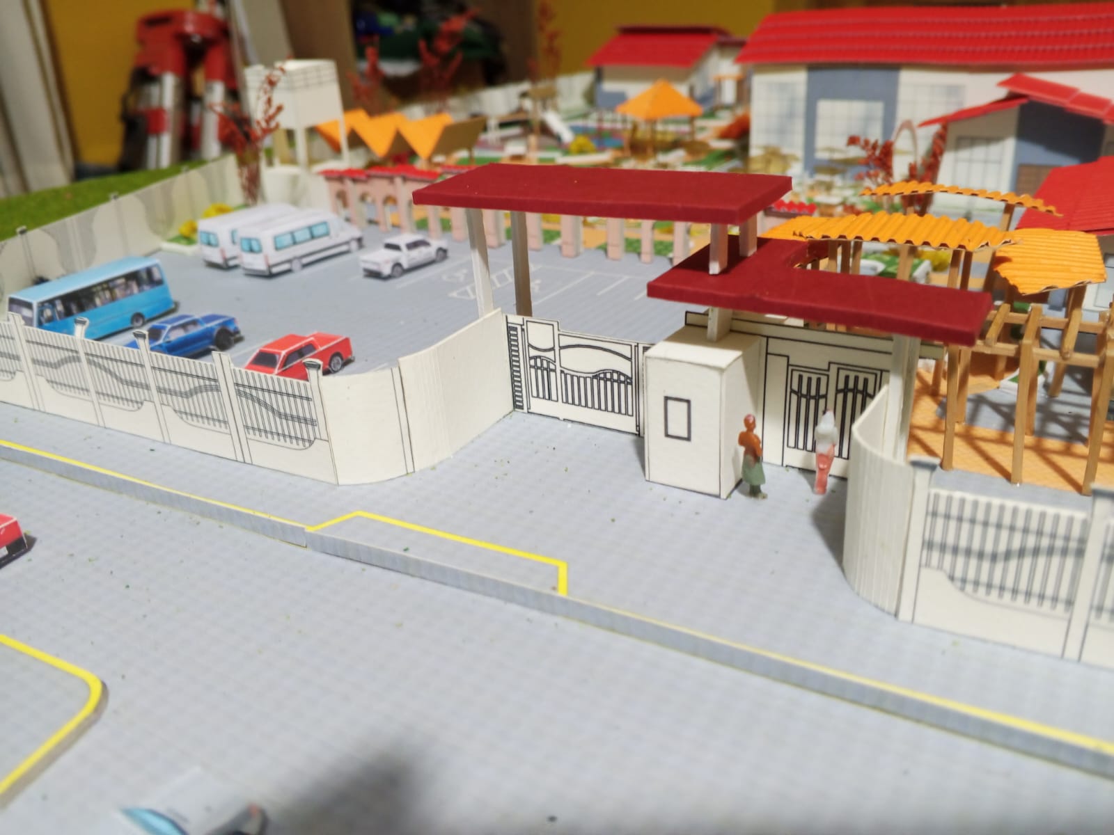 Maqueta Profesional 13