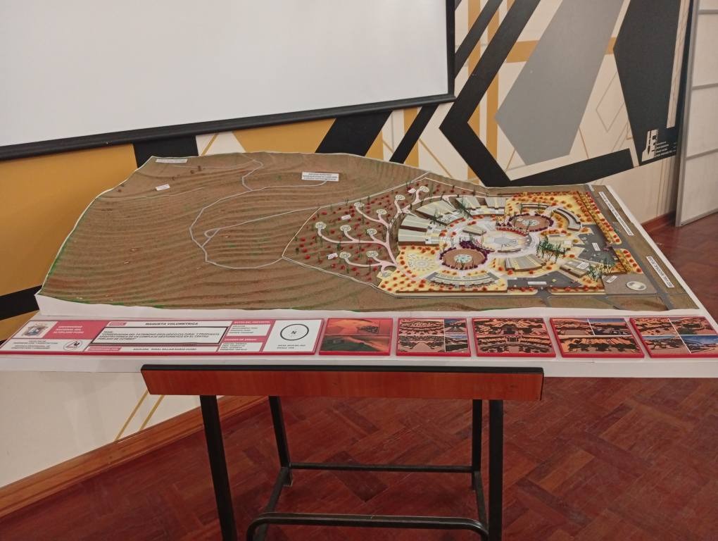 Maqueta Profesional 28